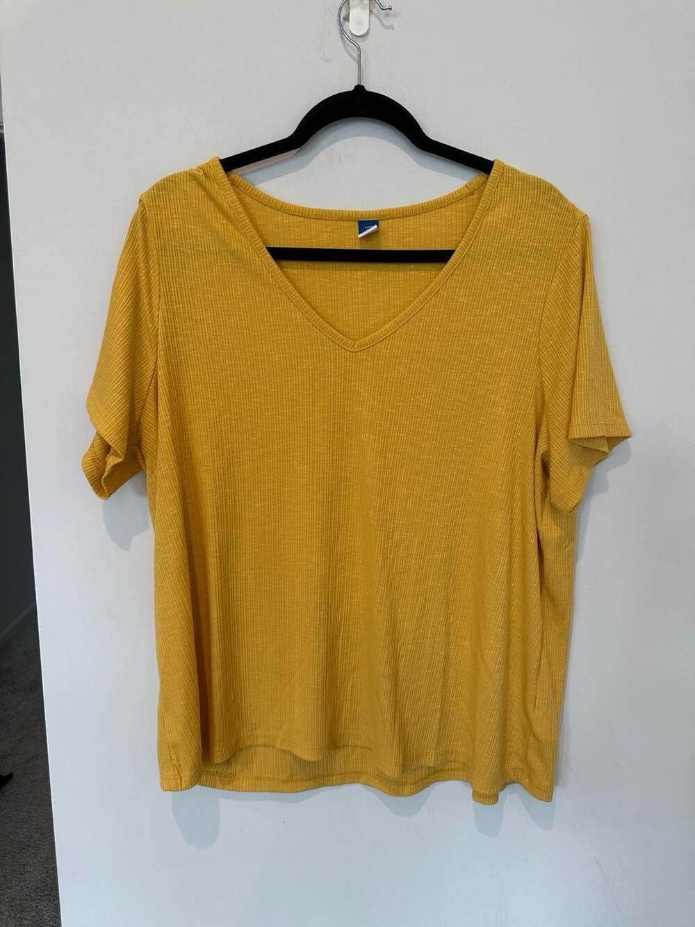 Old Navy Mustard Yellow Ribbed V-Neck Short Sleeve Top Luxe XL